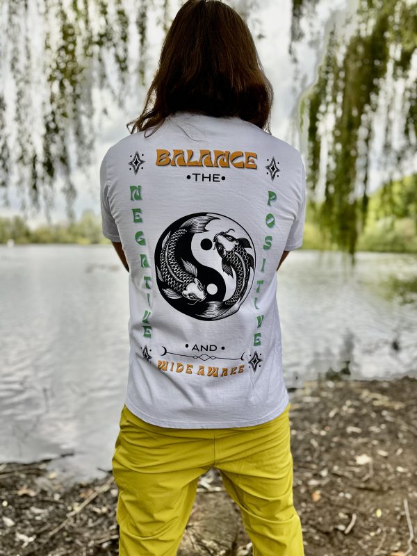 BALANCE YIN n YANG | RELAXED WHITE UNISEX TEE