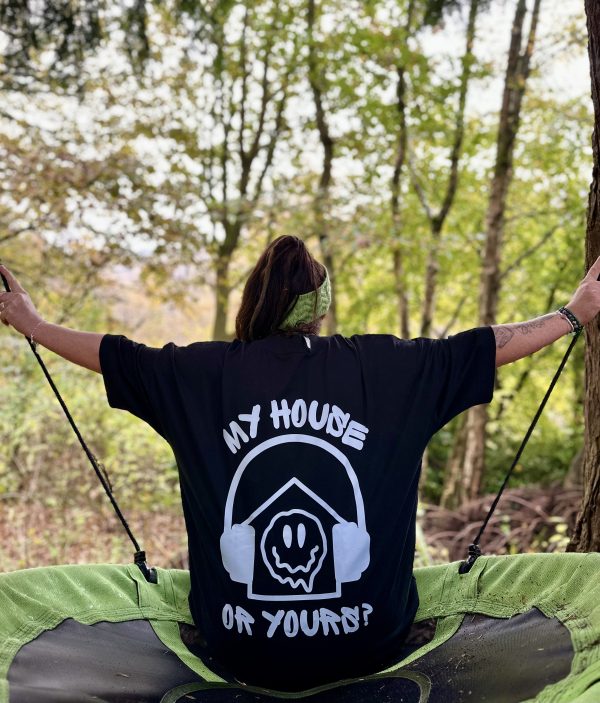 MY HOUSE OR YOURS | SMILEY UNISEX TEE